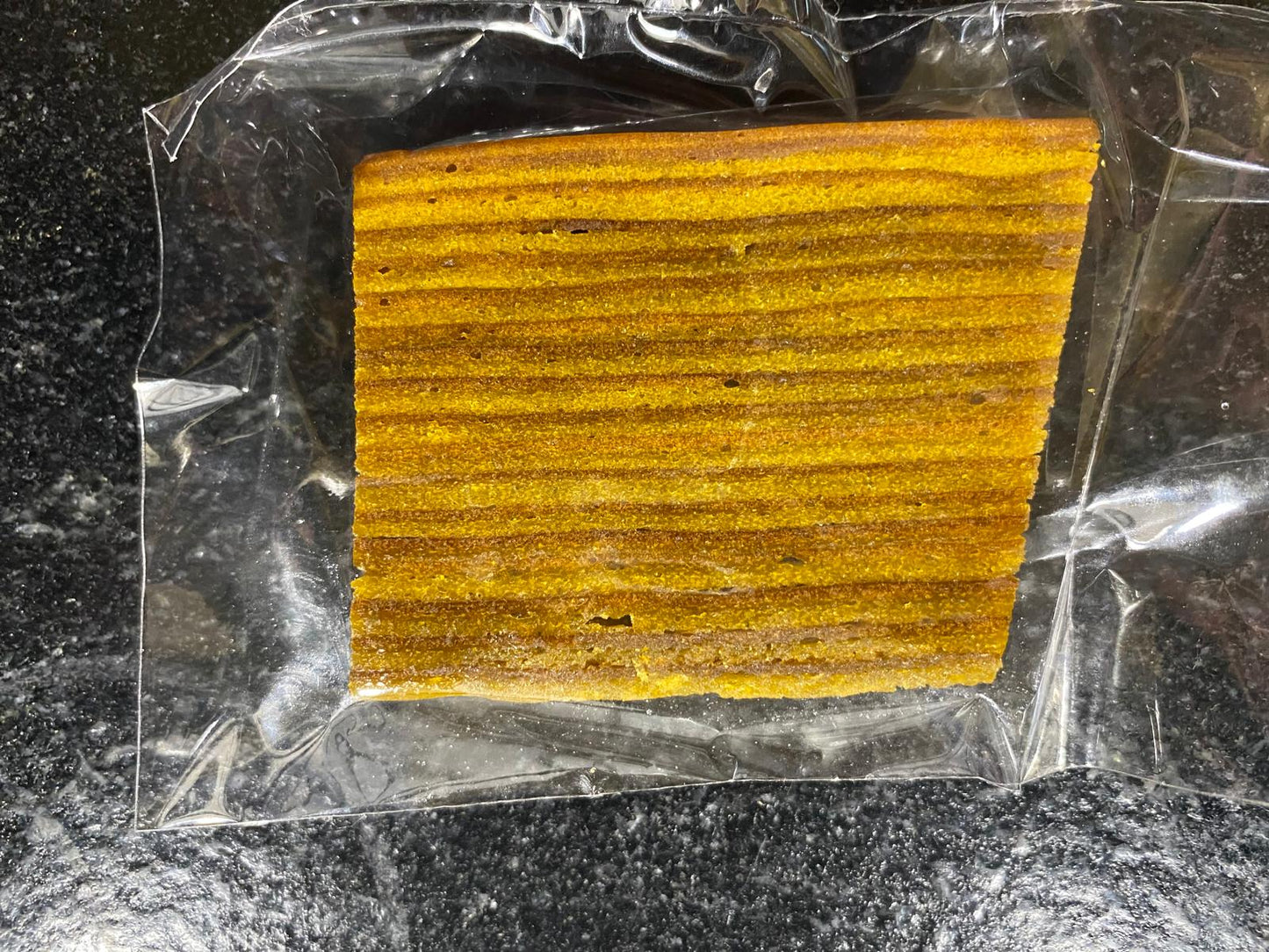 Waroeng Pangi - Lapis Legit Pandan Premium / Zelfgemaakte authentieke Indische Spekkoek Pandan 225gr